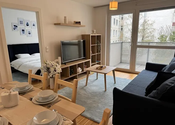 2Br, Balcony, Central, Danube, U6 & S-Bahn - Axara Housing Brn 22
