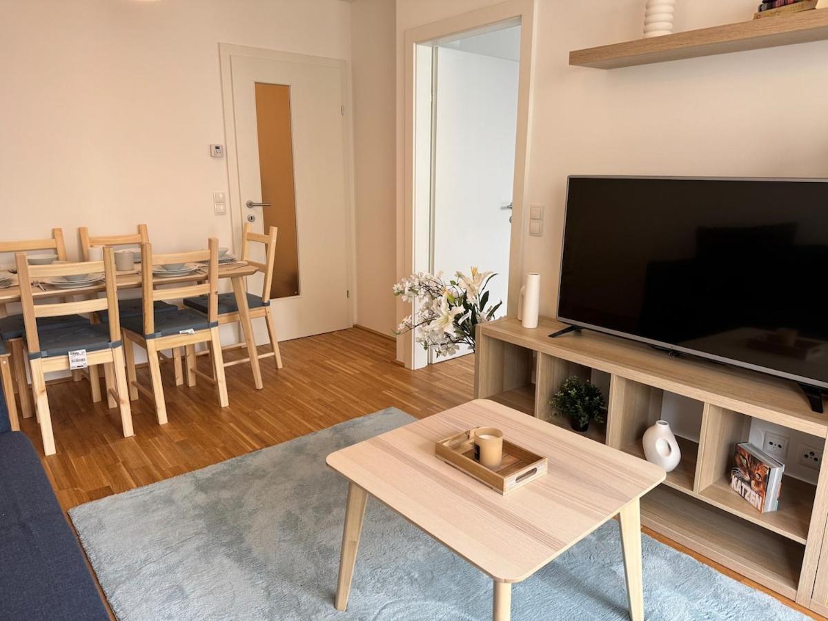 Apartment 2br, Balcony, Central, Danube, U6 & S-bahn - Axara Housing Brn 22 Wien