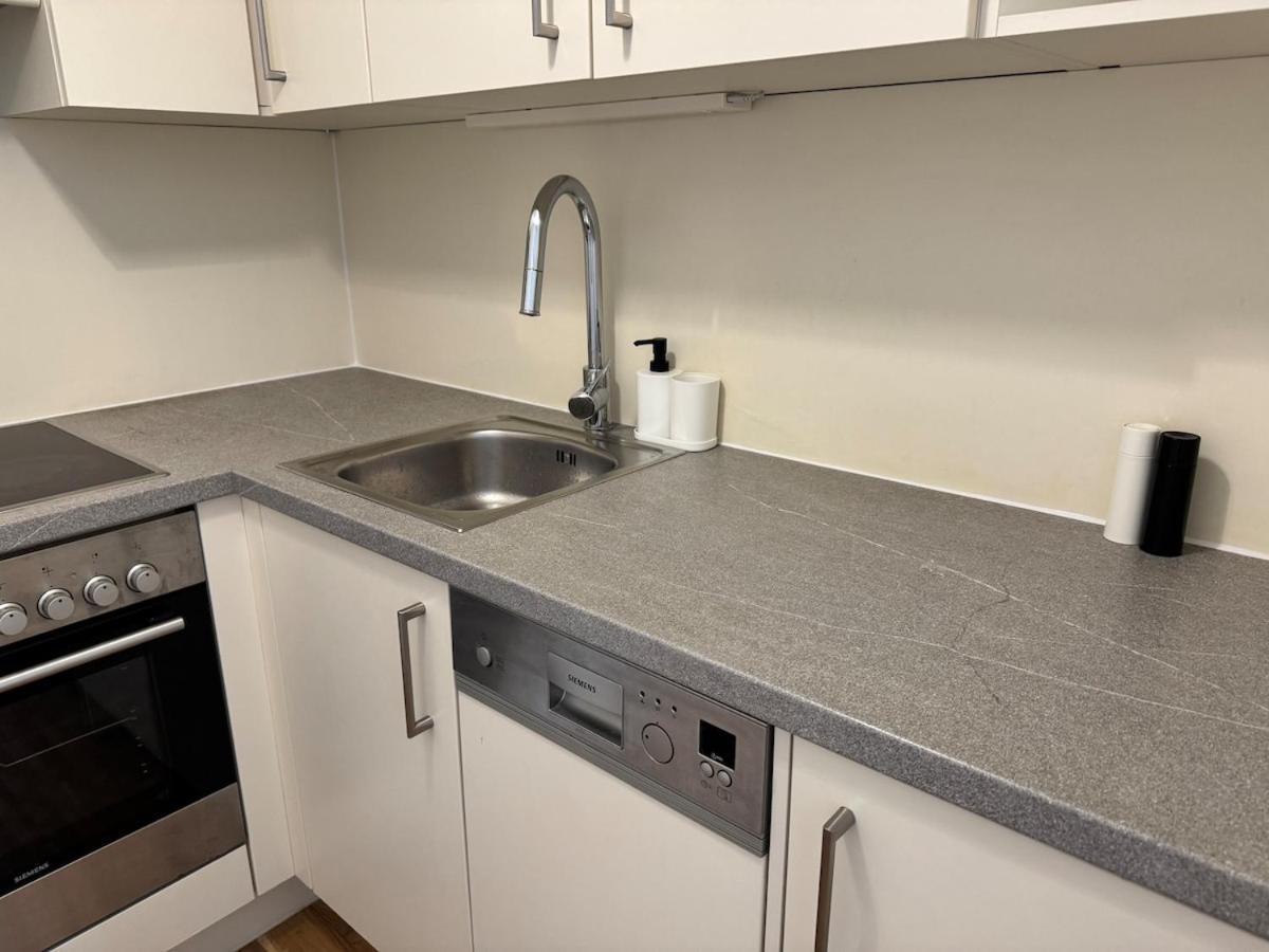 2br, Balcony, Central, Danube, U6 & S-bahn - Axara Housing Brn 22 Apartment Wien