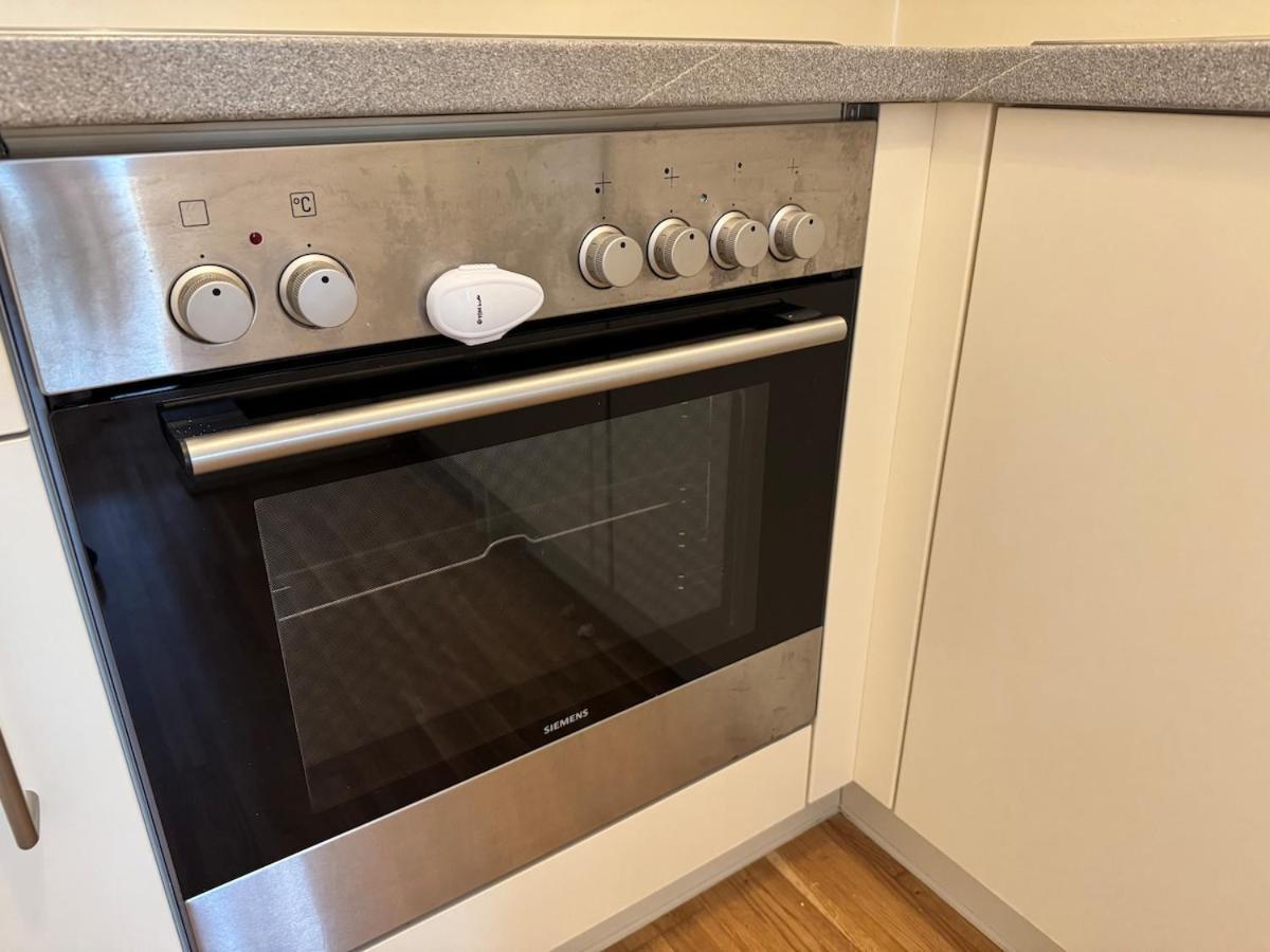 Apartment 2br, Balcony, Central, Danube, U6 & S-bahn - Axara Housing Brn 22