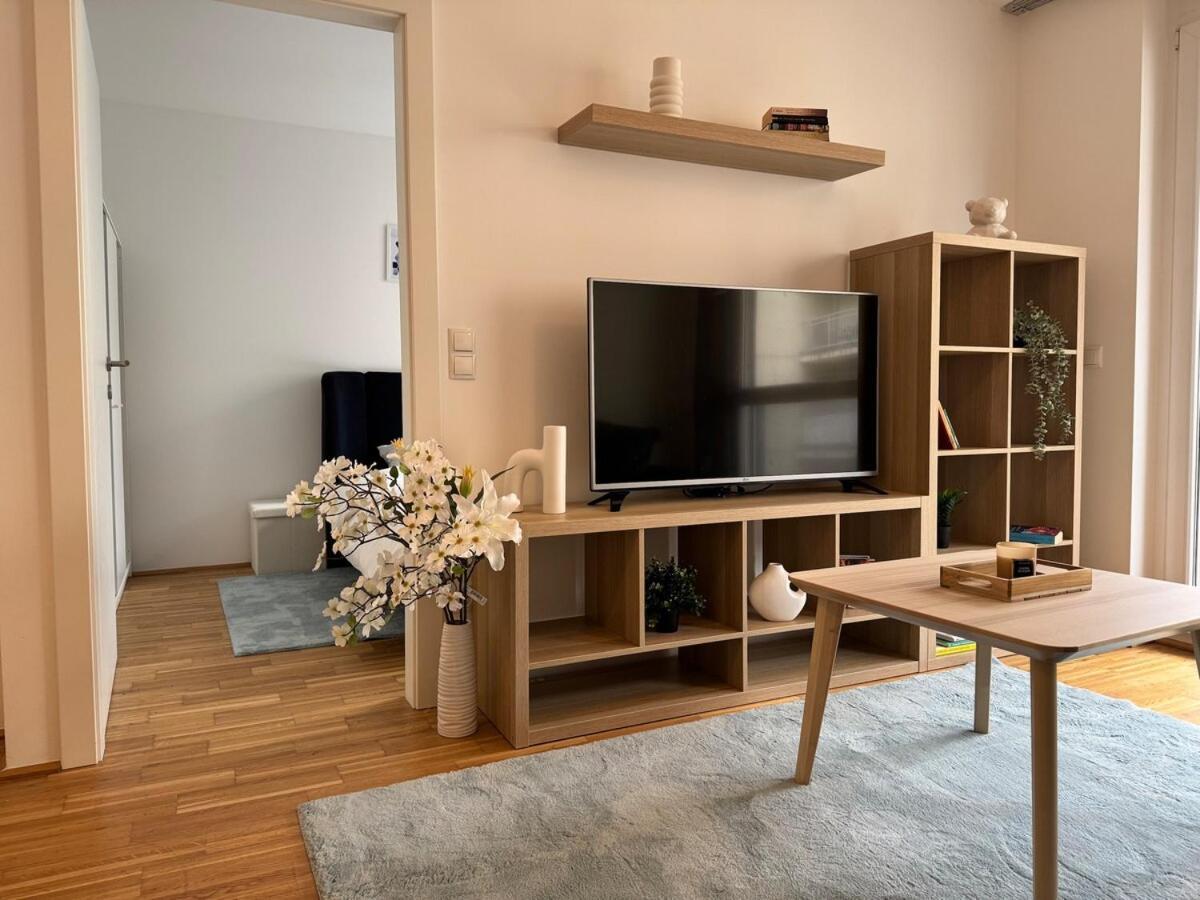 2br, Balcony, Central, Danube, U6 & S-bahn - Axara Housing Brn 22 Wien