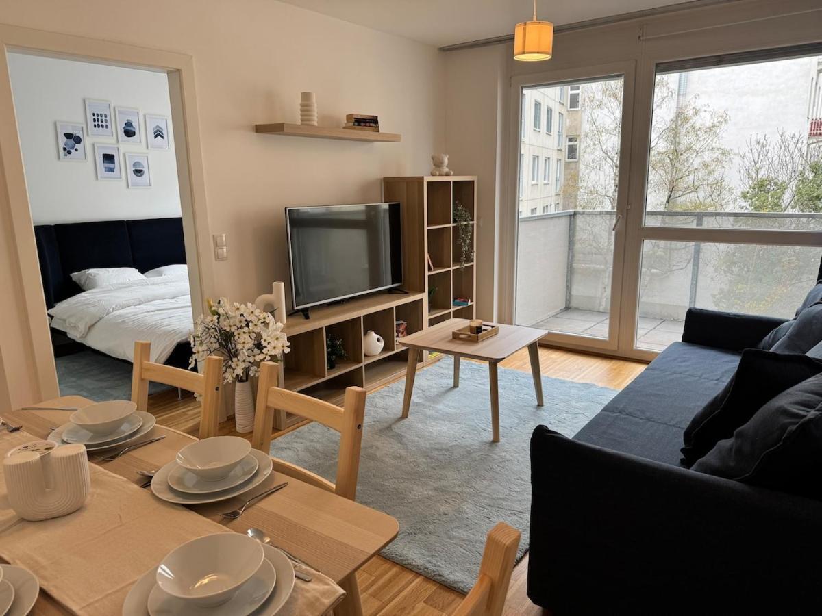 2br, Balcony, Central, Danube, U6 & S-bahn - Axara Housing Brn 22 Apartment *
